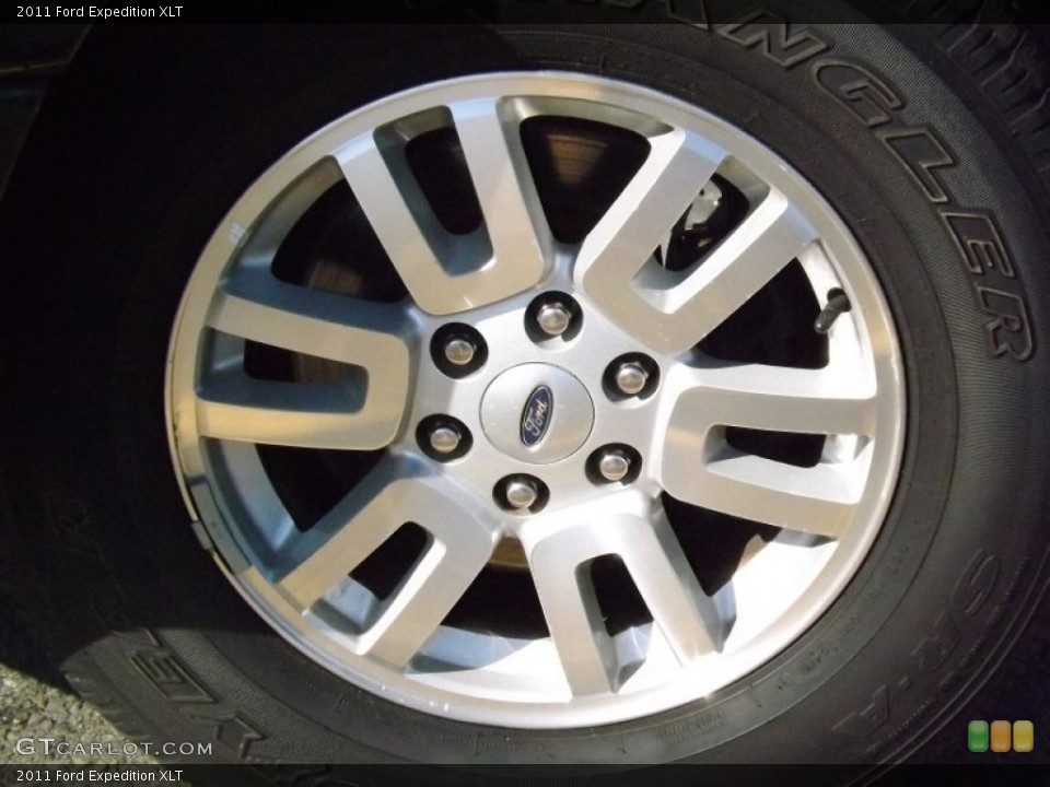 2011 Ford Expedition XLT Wheel and Tire Photo #81034602