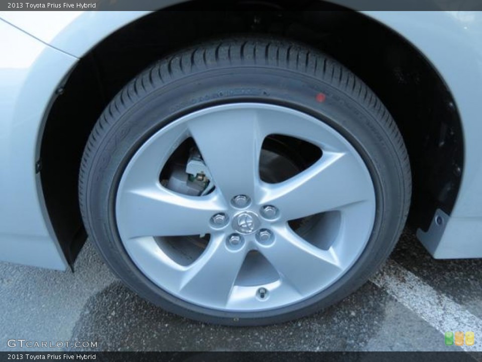 2013 Toyota Prius Wheels and Tires