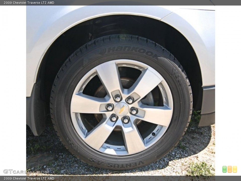 2009 Chevrolet Traverse LTZ AWD Wheel and Tire Photo #81130794