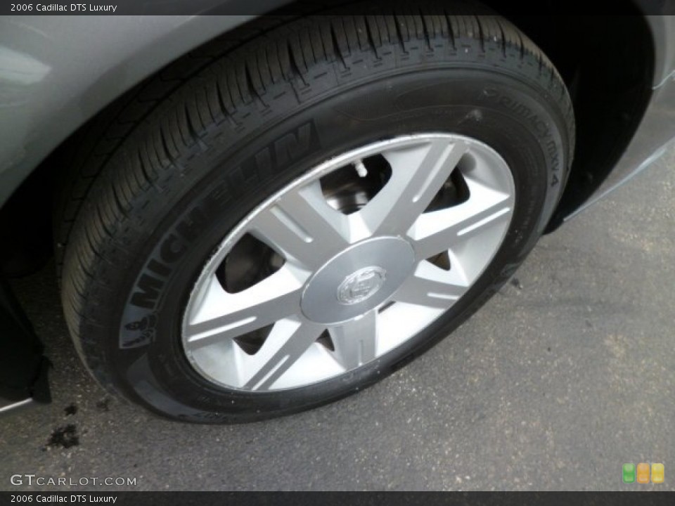2006 Cadillac DTS Luxury Wheel and Tire Photo #81142518