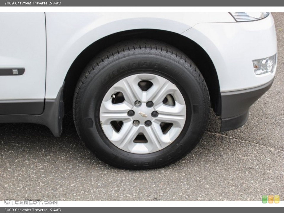 2009 Chevrolet Traverse LS AWD Wheel and Tire Photo #81150635