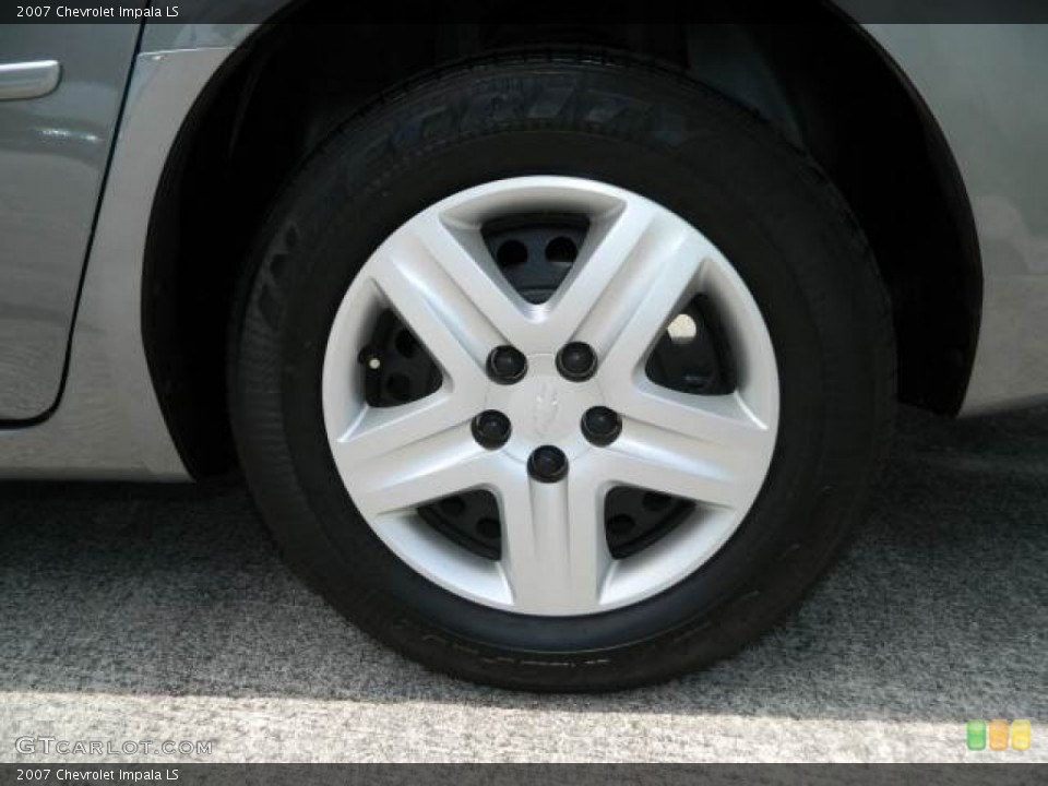 2007 Chevrolet Impala LS Wheel and Tire Photo #81242287