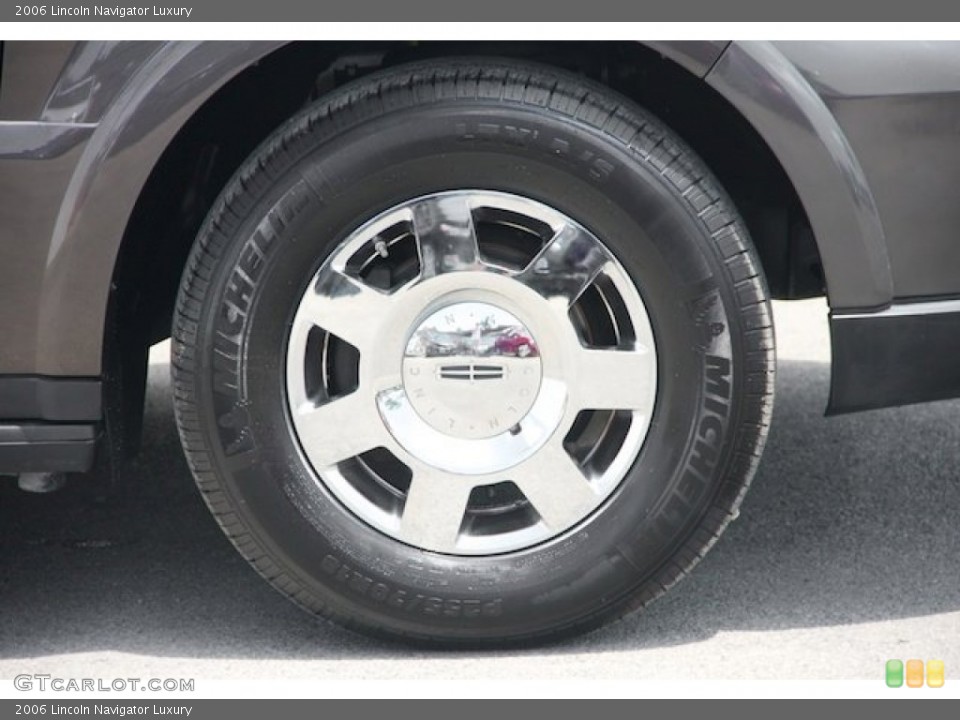 2006 Lincoln Navigator Luxury Wheel and Tire Photo #81242353