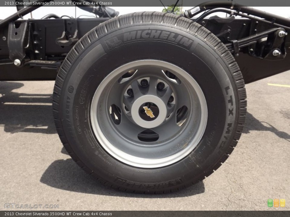 2013 Chevrolet Silverado 3500HD WT Crew Cab 4x4 Chassis Wheel and Tire Photo #81285937
