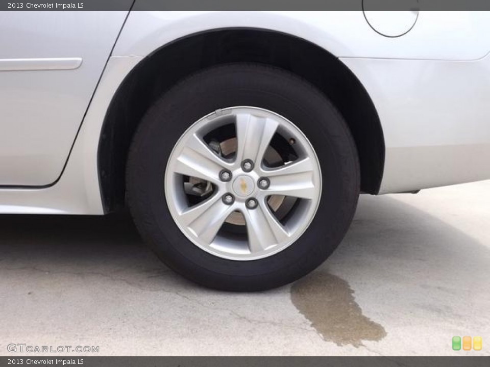 2013 Chevrolet Impala LS Wheel and Tire Photo #81316413