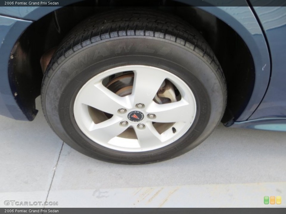 2006 Pontiac Grand Prix Sedan Wheel and Tire Photo #81323027