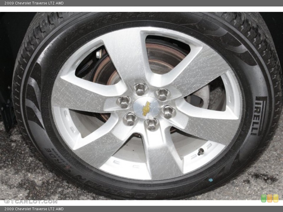 2009 Chevrolet Traverse LTZ AWD Wheel and Tire Photo #81341983