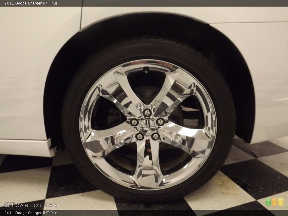 2011 Dodge Charger R/T Plus Wheel and Tire Photo #81383412