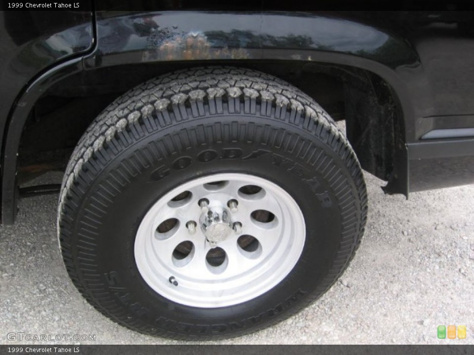 1999 Chevrolet Tahoe LS Wheel and Tire Photo #81467829