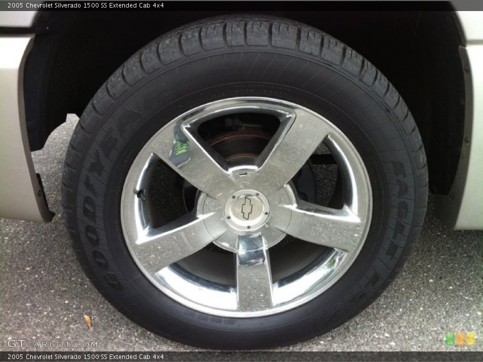 2005 Chevrolet Silverado 1500 SS Extended Cab 4x4 Wheel and Tire Photo #81518280