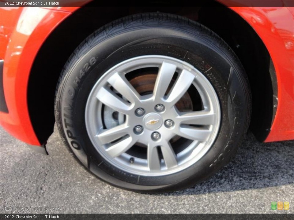 2012 Chevrolet Sonic LT Hatch Wheel and Tire Photo #81563742