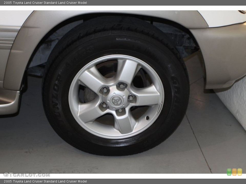 2005 Toyota Land Cruiser  Wheel and Tire Photo #81625811