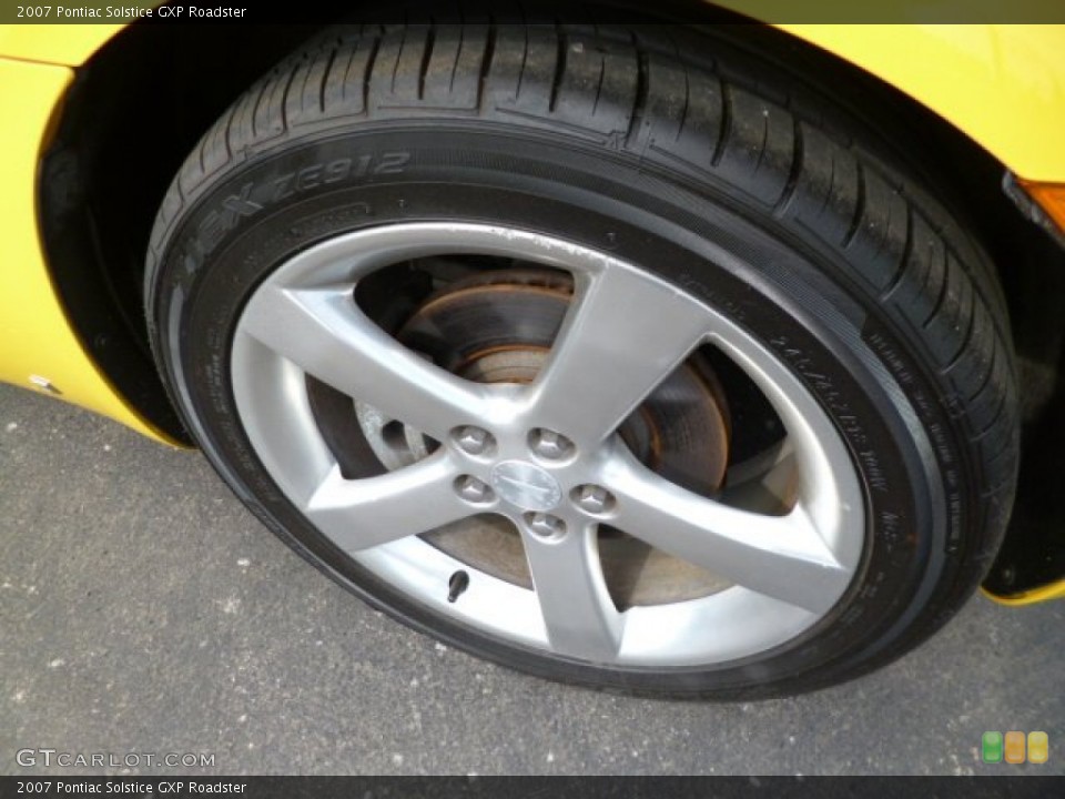 2007 Pontiac Solstice Wheels and Tires