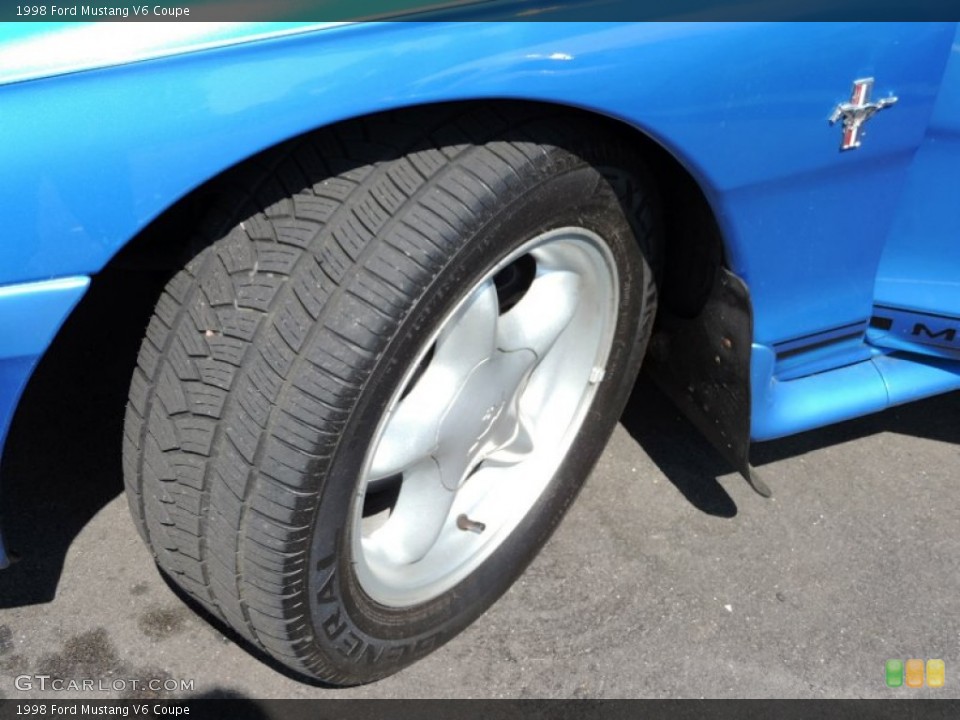 1998 Ford Mustang V6 Coupe Wheel and Tire Photo #81742515