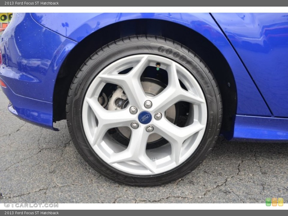 2013 Ford Focus ST Hatchback Wheel and Tire Photo #81772449