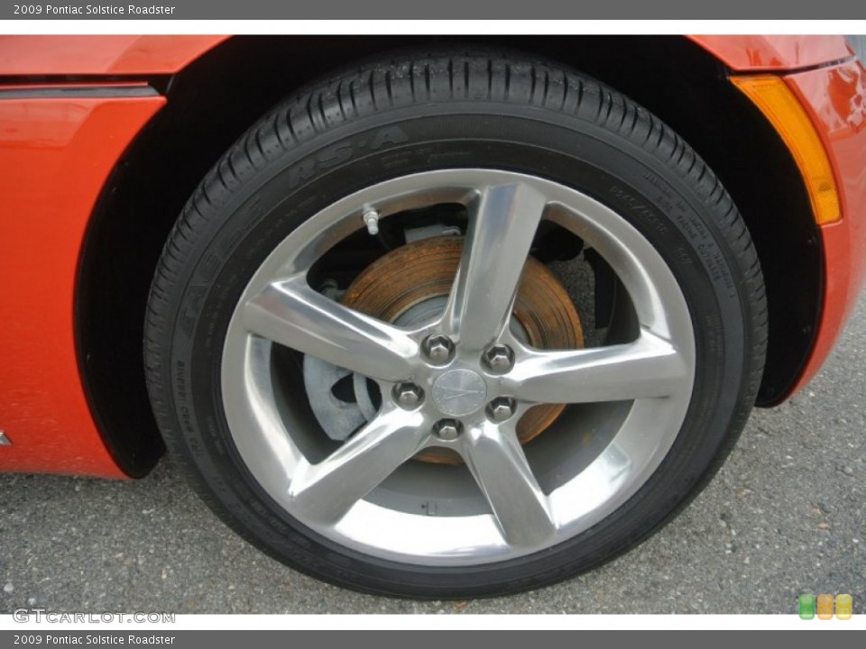 2009 Pontiac Solstice Roadster Wheel and Tire Photo #81784083