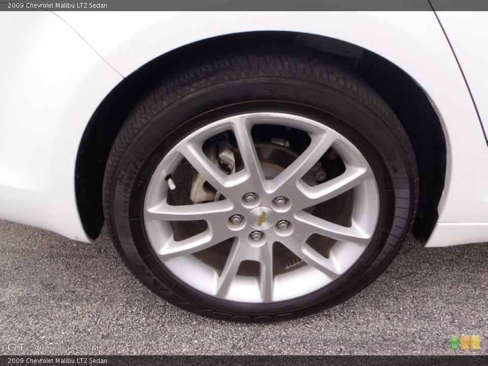 2009 Chevrolet Malibu LTZ Sedan Wheel and Tire Photo #81874729