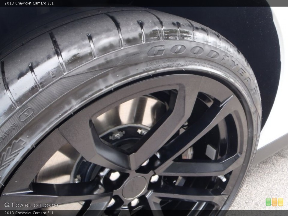 2013 Chevrolet Camaro ZL1 Wheel and Tire Photo #81885126