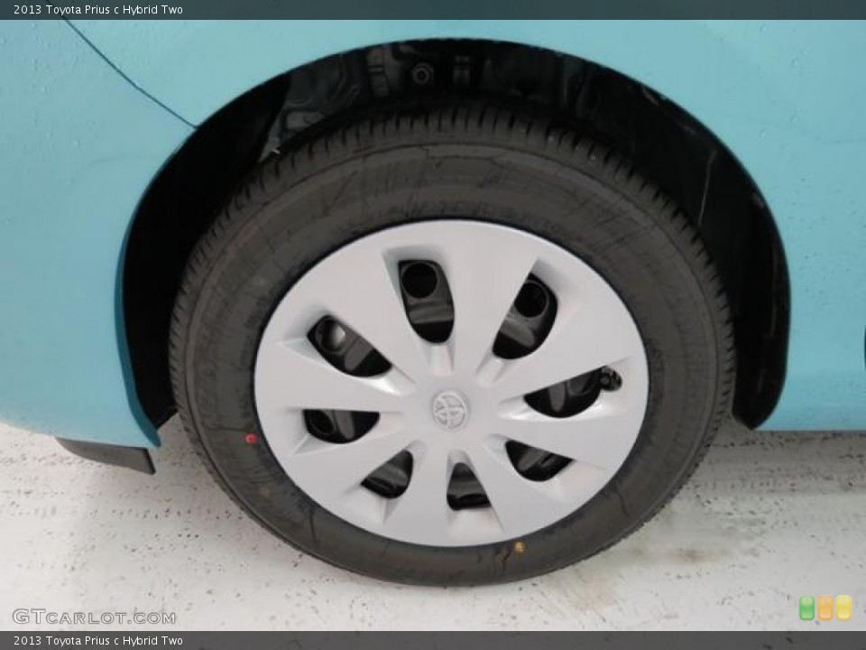 2013 Toyota Prius c Hybrid Two Wheel and Tire Photo #82076765