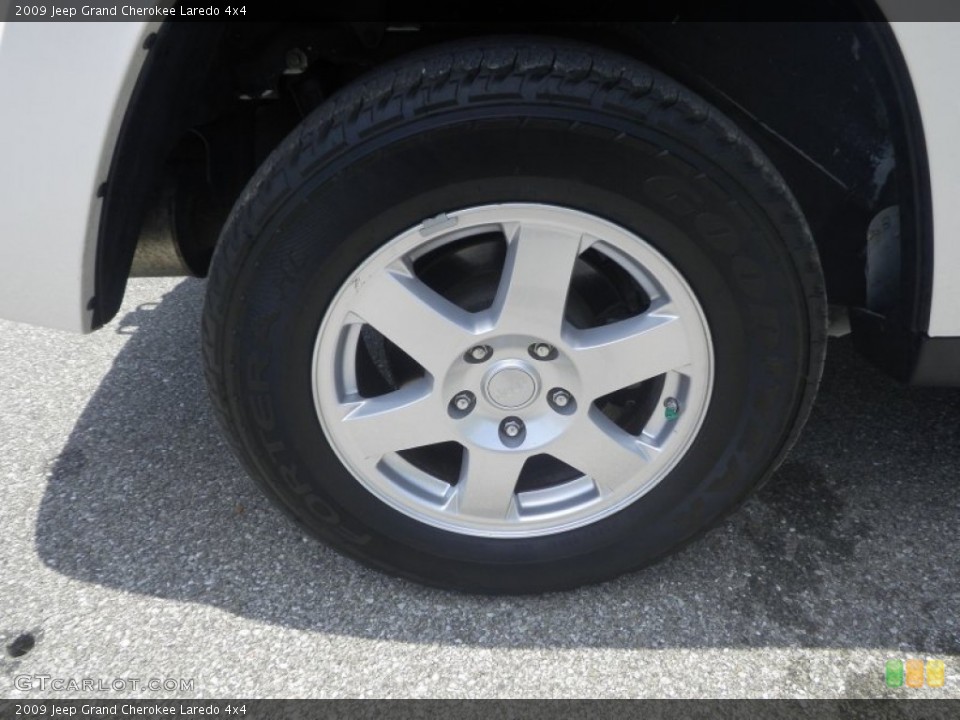 2009 Jeep Grand Cherokee Wheels and Tires