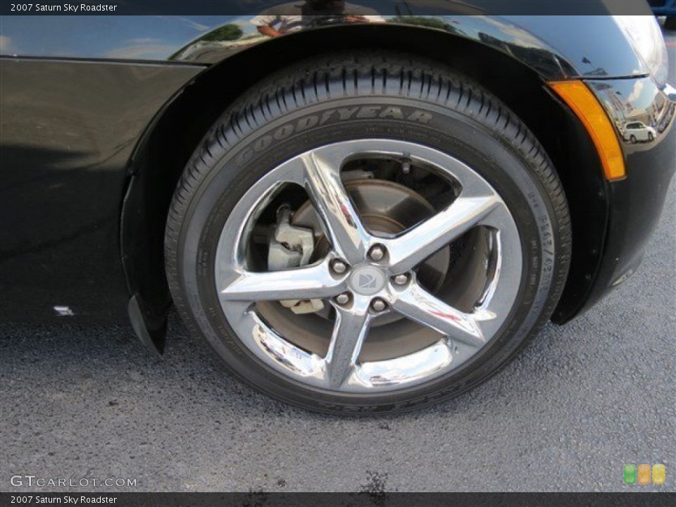 2007 Saturn Sky Roadster Wheel and Tire Photo #82105879