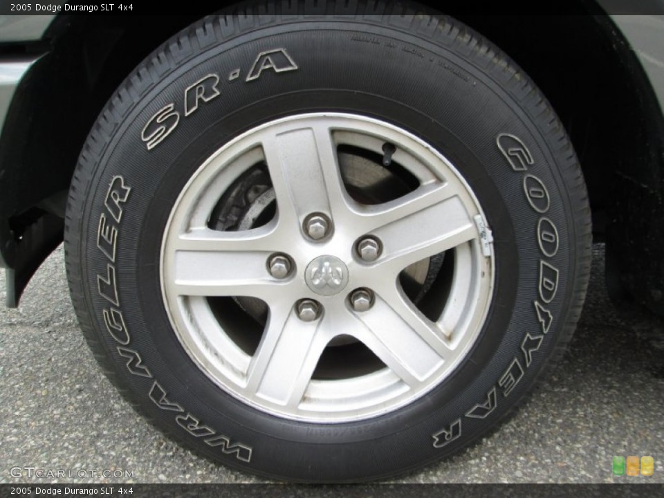2005 Dodge Durango SLT 4x4 Wheel and Tire Photo #82107056