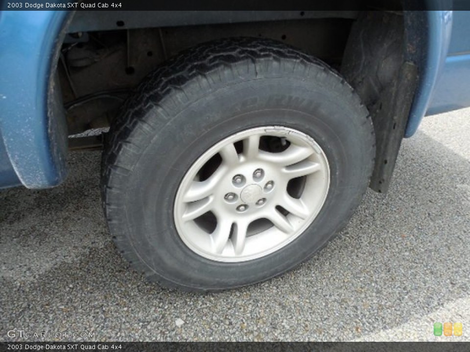 2003 Dodge Dakota SXT Quad Cab 4x4 Wheel and Tire Photo #82146246