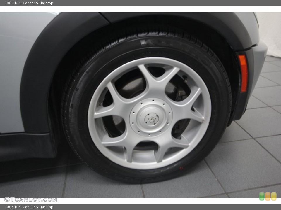 2006 Mini Cooper S Hardtop Wheel and Tire Photo #82176494