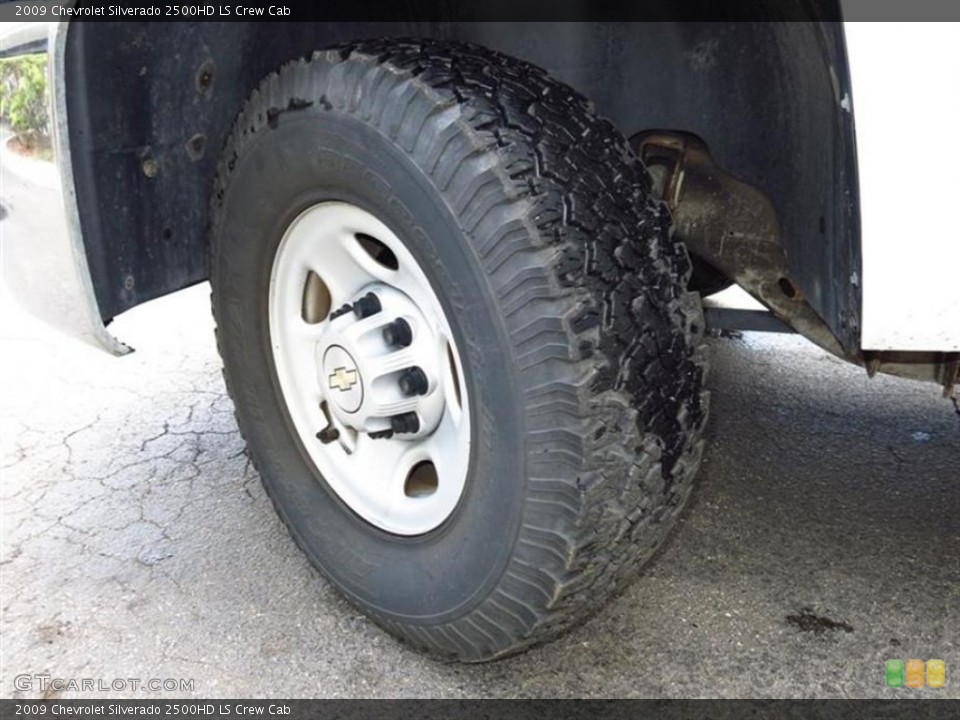 2009 Chevrolet Silverado 2500HD Wheels and Tires