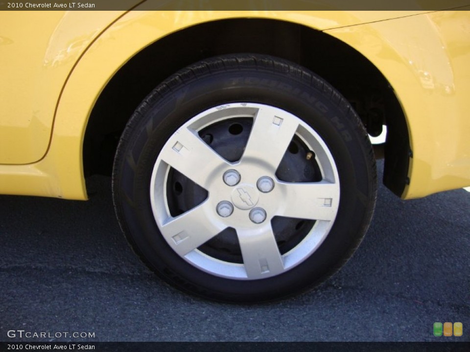 2010 Chevrolet Aveo LT Sedan Wheel and Tire Photo #82236571
