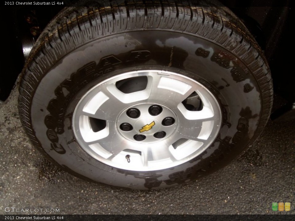 2013 Chevrolet Suburban LS 4x4 Wheel and Tire Photo #82250054