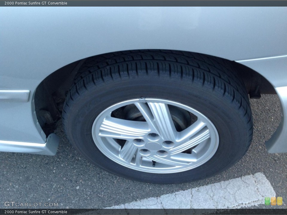 2000 Pontiac Sunfire Wheels and Tires