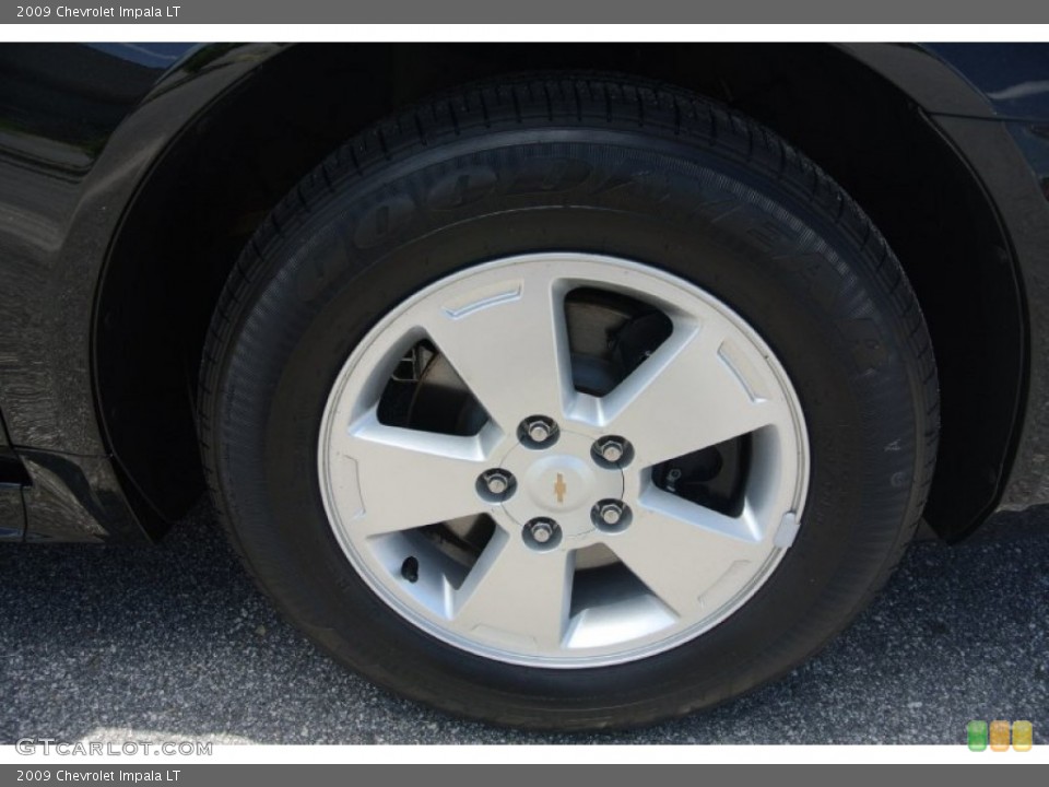 2009 Chevrolet Impala LT Wheel and Tire Photo #82270973