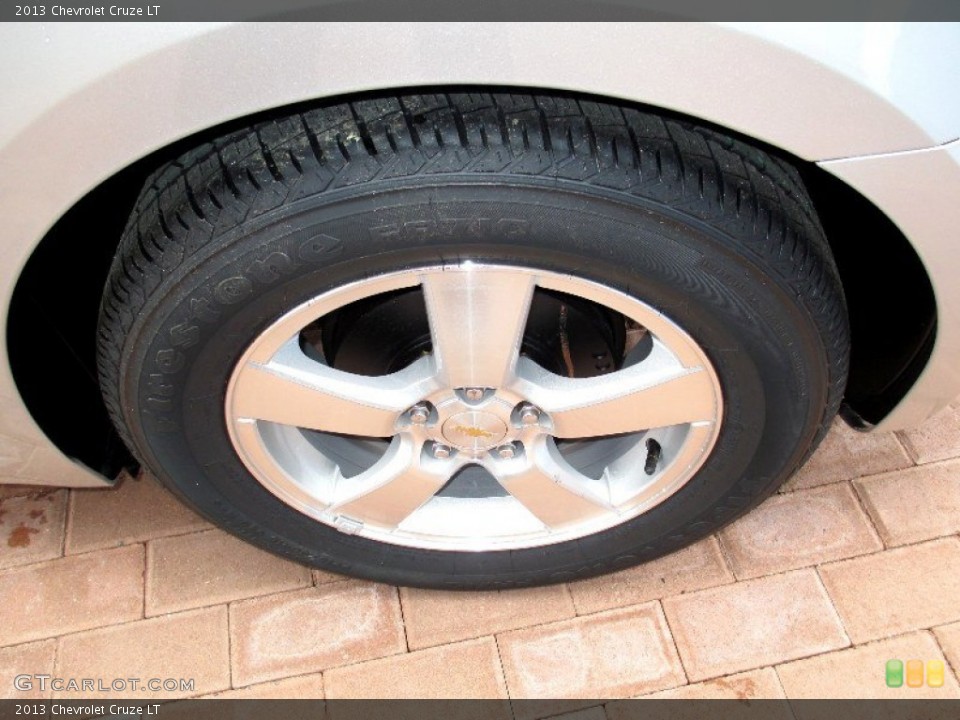 2013 Chevrolet Cruze LT Wheel and Tire Photo #82412871