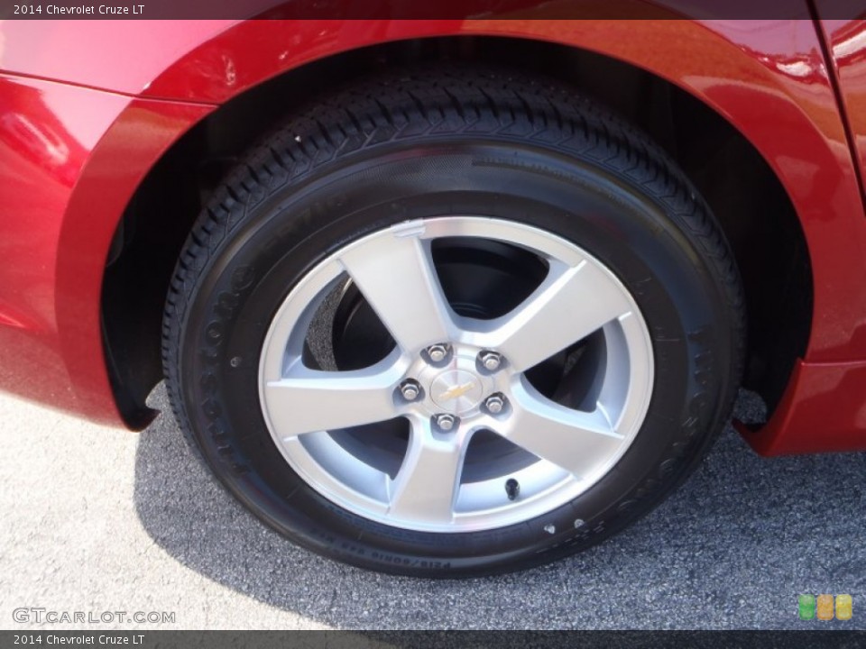 2014 Chevrolet Cruze LT Wheel and Tire Photo #82452009