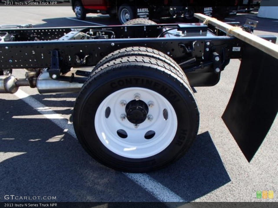 2013 Isuzu N Series Truck Wheels and Tires