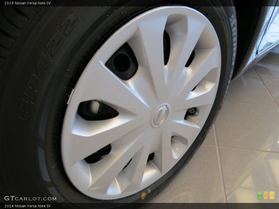 2014 Nissan Versa Note SV Wheel and Tire Photo #82497986