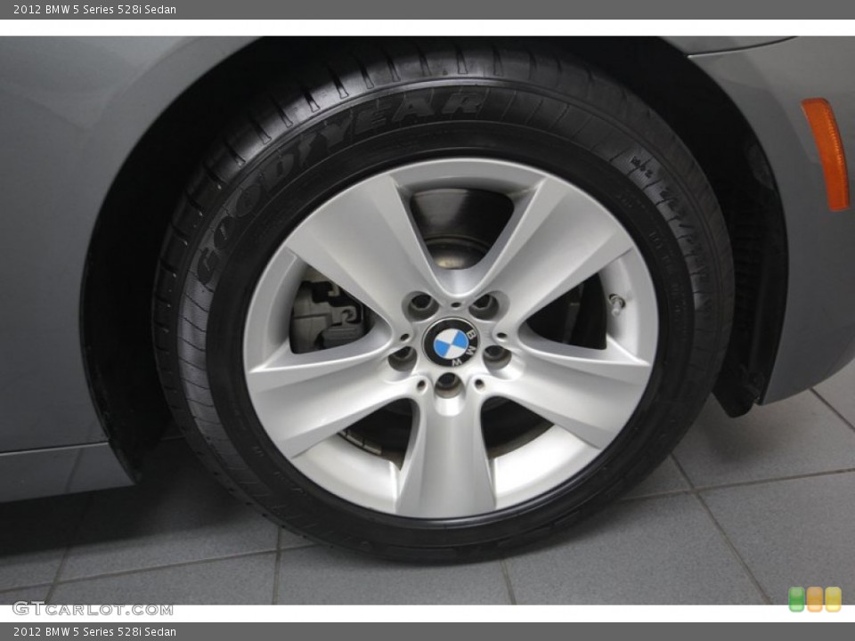 2012 BMW 5 Series 528i Sedan Wheel and Tire Photo #82498617