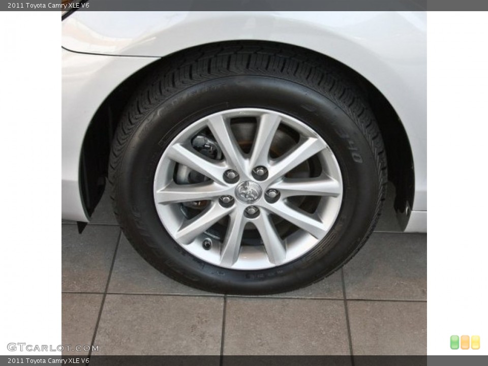 2011 Toyota Camry XLE V6 Wheel and Tire Photo #82511795