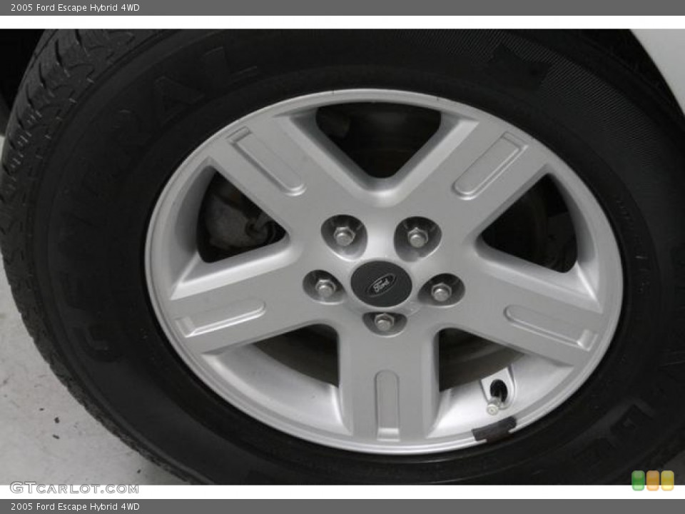 2005 Ford Escape Hybrid 4WD Wheel and Tire Photo #82545831