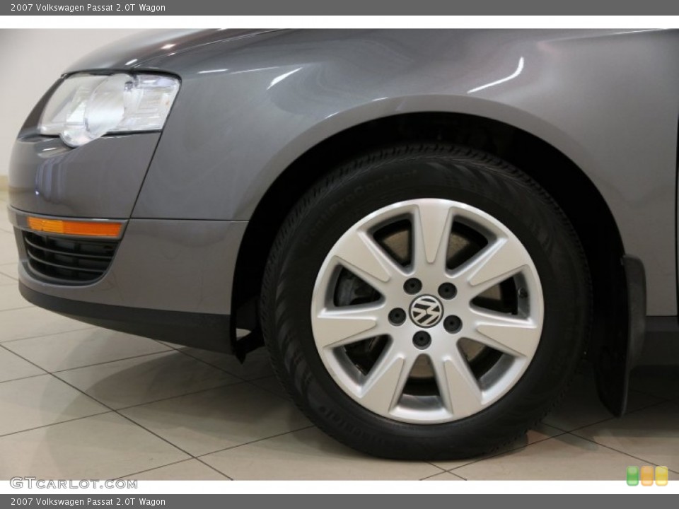 2007 Volkswagen Passat 2.0T Wagon Wheel and Tire Photo #82639139