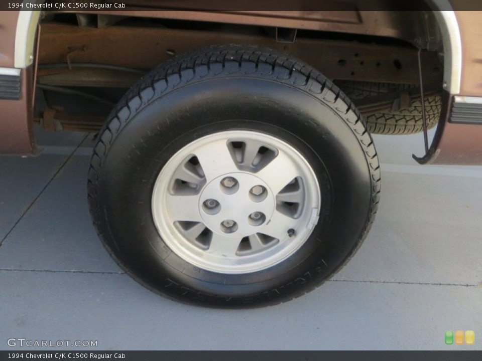 1994 Chevrolet C/K C1500 Regular Cab Wheel and Tire Photo #82667644