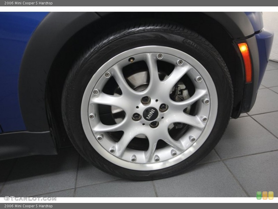 2006 Mini Cooper S Hardtop Wheel and Tire Photo #82721041