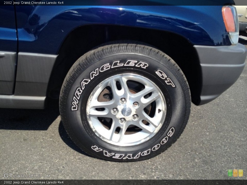 2002 Jeep Grand Cherokee Laredo 4x4 Wheel and Tire Photo #82754568