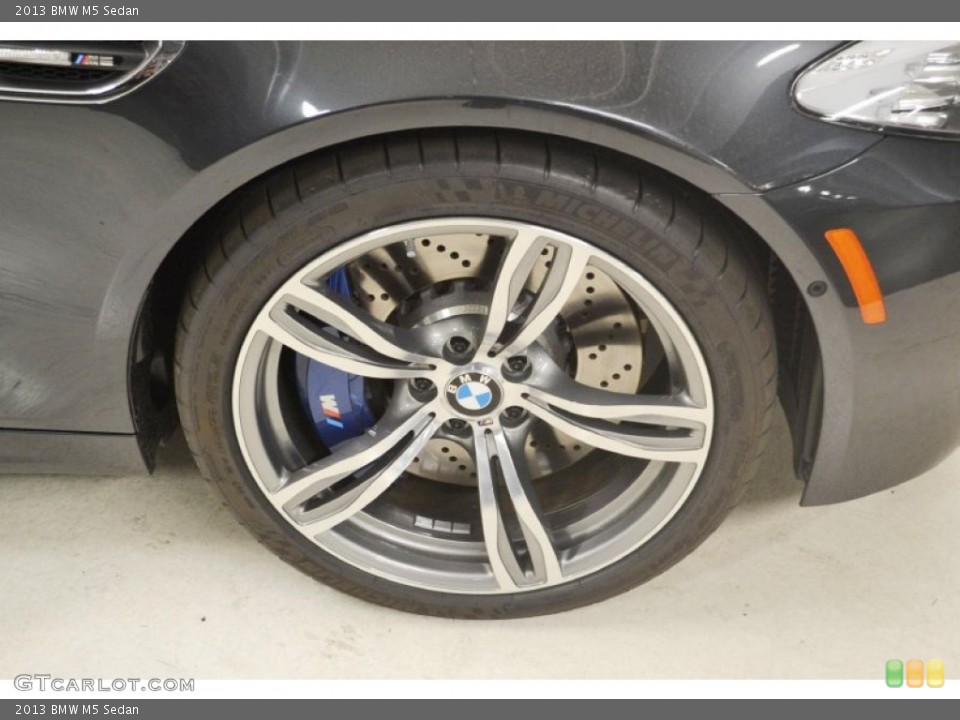 2013 BMW M5 Sedan Wheel and Tire Photo #82834432