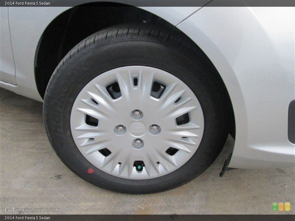 2014 Ford Fiesta S Sedan Wheel and Tire Photo #82861757