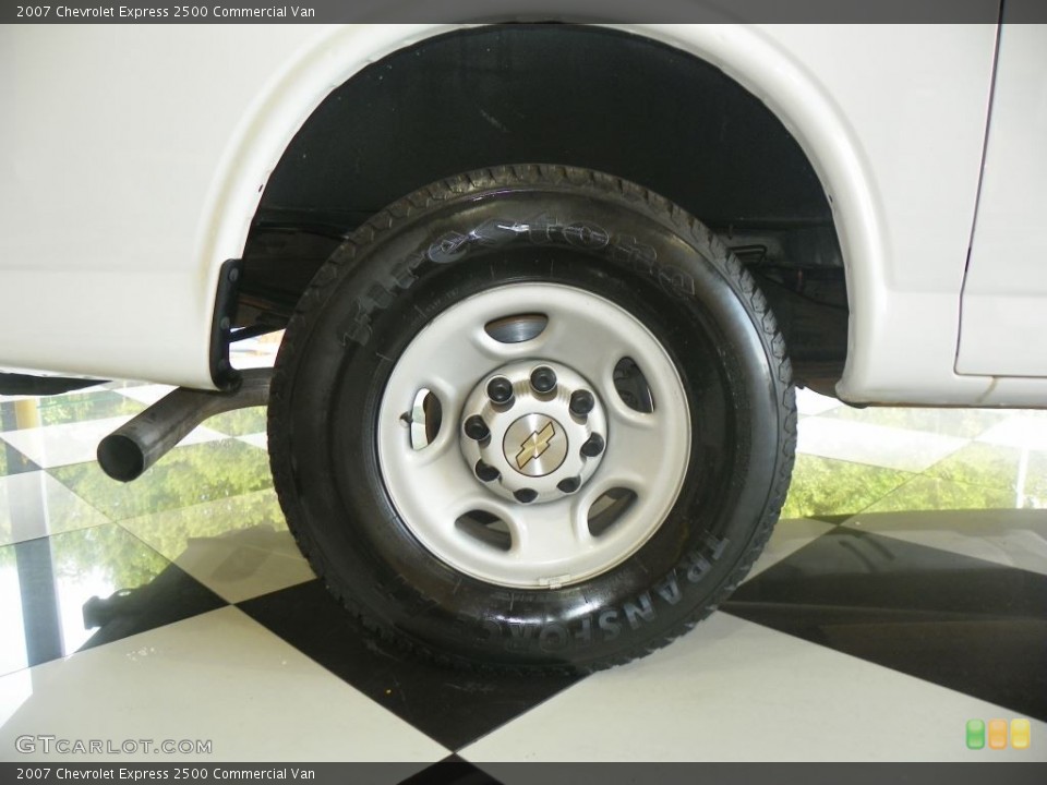 2007 Chevrolet Express 2500 Commercial Van Wheel and Tire Photo #82899319