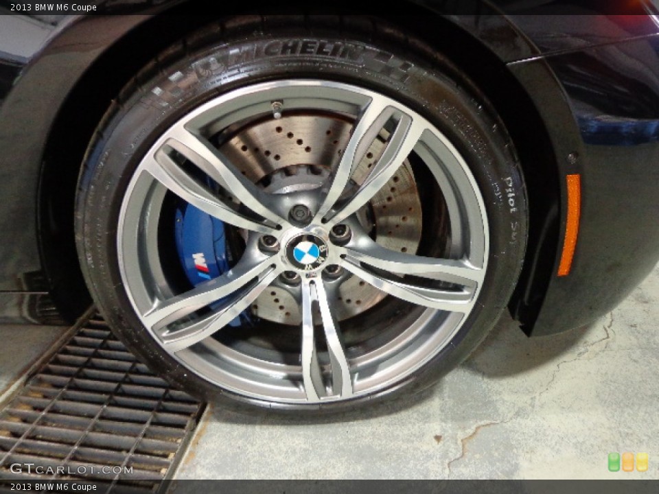 2013 BMW M6 Coupe Wheel and Tire Photo #82955041