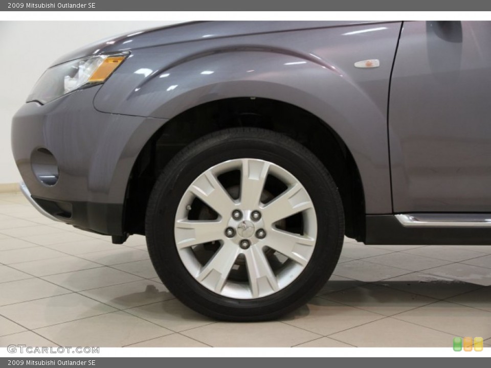 2009 Mitsubishi Outlander SE Wheel and Tire Photo #82976853