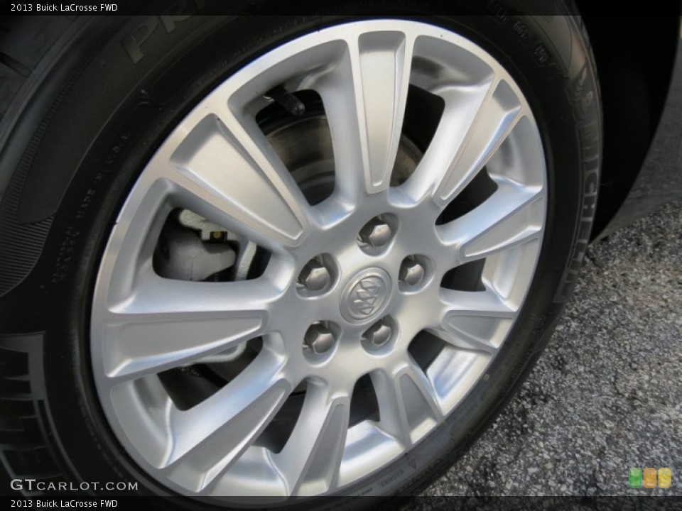2013 Buick LaCrosse FWD Wheel and Tire Photo #82996410